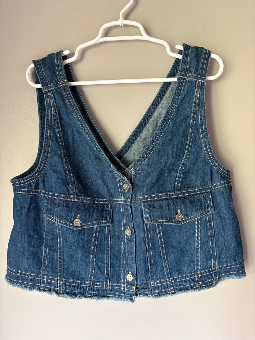 Anthropologie Pilcro Coastal Cutoff V-Neck Denim Top - Picture 2 of 8